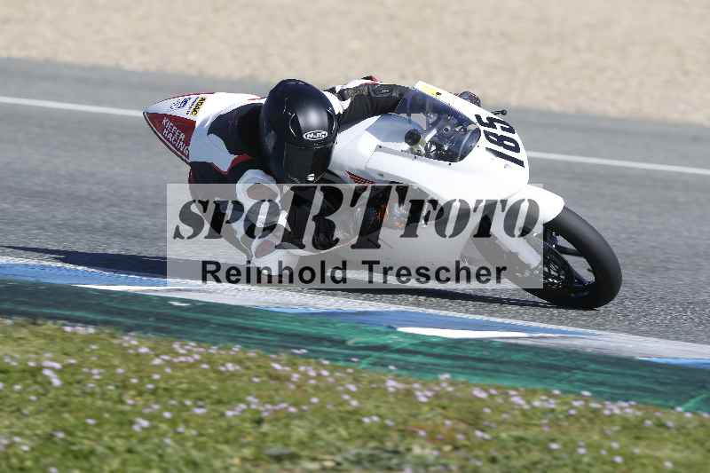 /Archiv-2024/02 29.01.-02.02.2024 Moto Center Thun Jerez/Gruppe schwarz-black/185